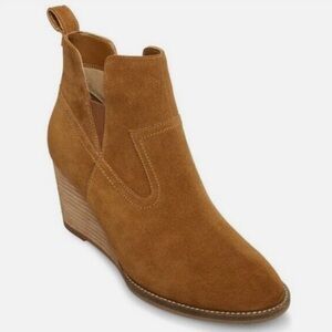 NEW! Blondo Irving Suede Waterproof Ankle Boots 6.5